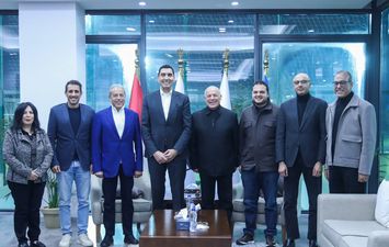 وزير الشباب والرياضة