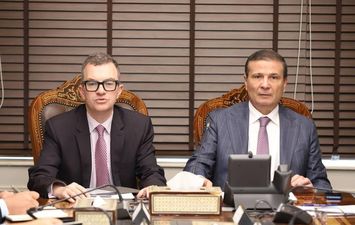 وزيرا الزراعة والتخطيط