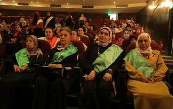 تكريم الامهات المثاليات 