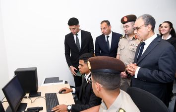 وزير الخارجية 