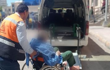 مسن بلا مأوى