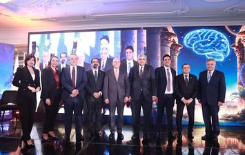 أثناء المؤتمر