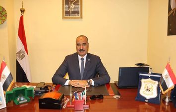 أشرف الفولى وكيل وزارة التربية والتعليم ببنى سويف 