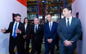  وزير الاستثمار