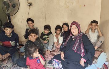 الجدة وأحفادها