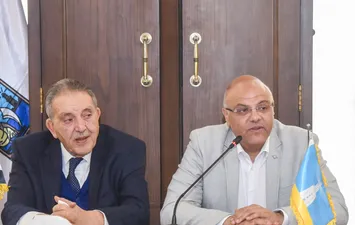 المهندس أيمن عطية وأحمد الوكيل