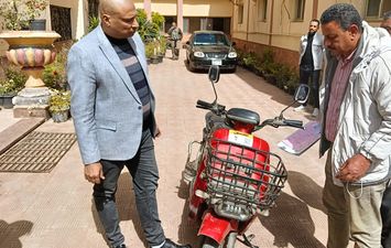 تكويد اول اسكوتر