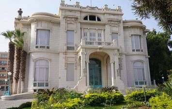 جامعة عينش شمس