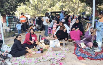 جانب من احتفالات شم النسيم 