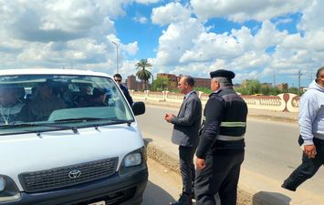 جانب من الحملات 