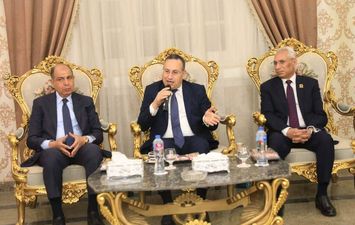 جانب من الزيارة