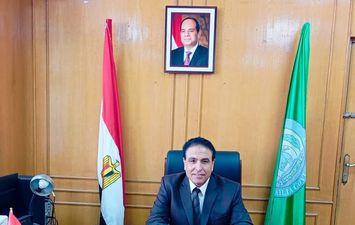 سامح شبل وكيل وزارة التموين والتجارة الداخلية بالإسماعيلية 