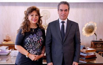 صفاء أبو السعود 