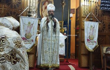 قداس عيد القيامة بالإسكندرية