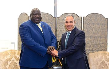 وزير الخارجية ونظيره الأوغندي