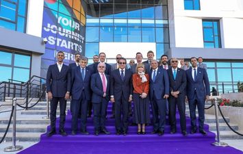 وزير الصحة والسكان