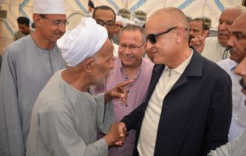 اللقاء