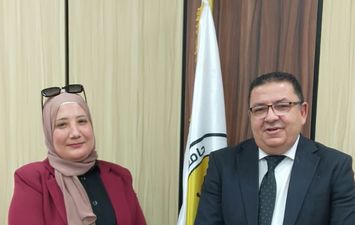 أثناء اللقاء