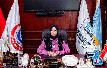 الدكتورة ميرفت السيد