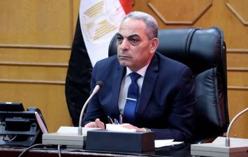 اللواء نبيل حسب الله محافظ الإسماعيلية 