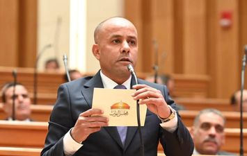 النائب ياسر قدح