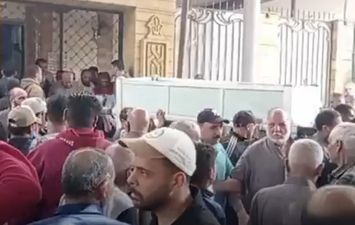 تشييع الجثمان 