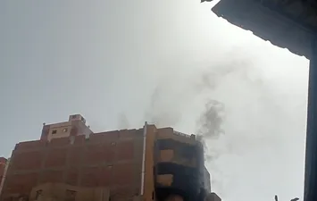 جانب من الحريق