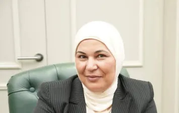 سامية عبدالسلام مديرة مديرية العمل بالإسماعيلية 