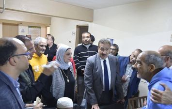 محافظ بورسعيد يؤكد توفير أفضل أوجه الرعاية النفسية والاجتماعية لكبار السن