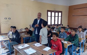 محمود الفولى وكيل تعليم بنى سويف 