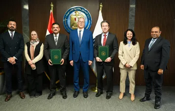 وزير البترول