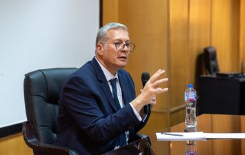 وزير البترول