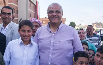 المهندس أيمن عطية وأهالي برج العرب