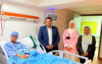 نجاح إجراء أول عملية زراعة قوقعة لطفلة بجنوب سيناء 