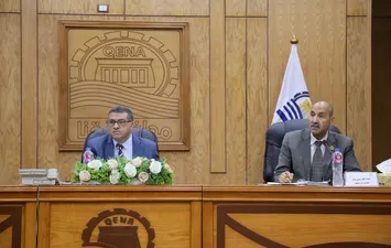 جانب من الاجتماع 