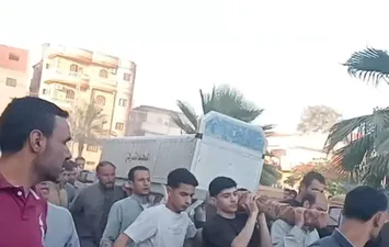 جانب من الجنازة 