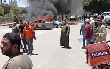 جانب من الحريق