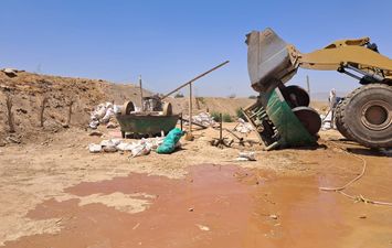 جانب من محلات الإزالة 