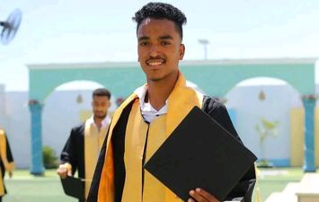 صوره الشاب