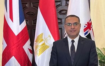عميد كلية التجارة