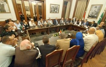 لقاء رئيس حزب الوفد بقيادات البحيرة والغربية