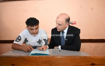 محافظ الغربية داخل لجان الإعدادية 