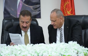 محافظ بورسعيد يتفقد غرفة عمليات امتحانات الشهادة الثانوية العامة في أول أيامها