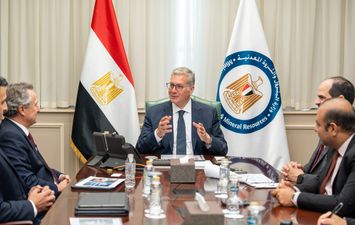 وزير البترول