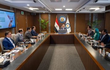 وزير البترول
