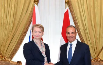 وزير الخارجية ووزيرة خارجية المملكة المتحدة