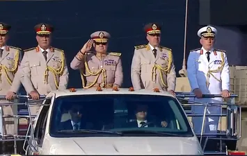 الرئيس السيسي يشهد افتتاح مقر القيادة الإستراتيجية بالعاصمة الجديدة 
