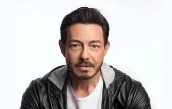 أحمد زاهر