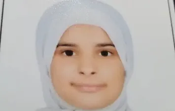 الطالبة 