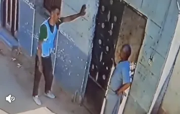 صوره من الفيديو المتداول 